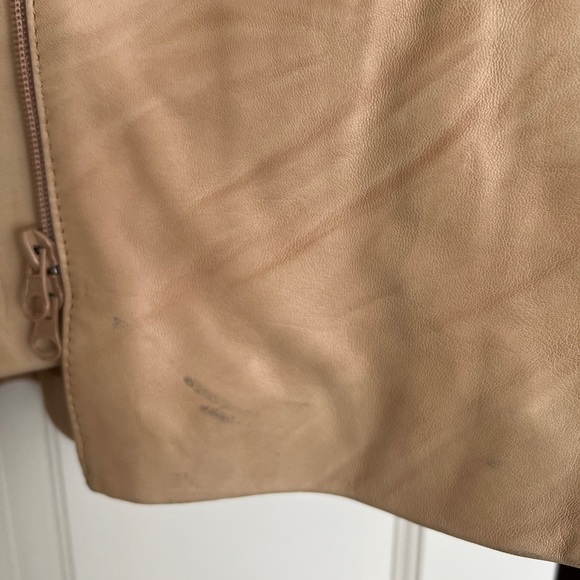 Tan/Cream leather coat, size L (approximately size 10-12 US) - Picture 11 of 11